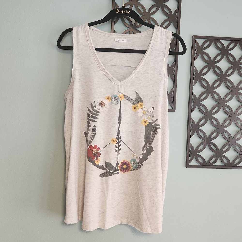 Maurice's Plus Size Floral Peace Sign Graphic Tank Size L